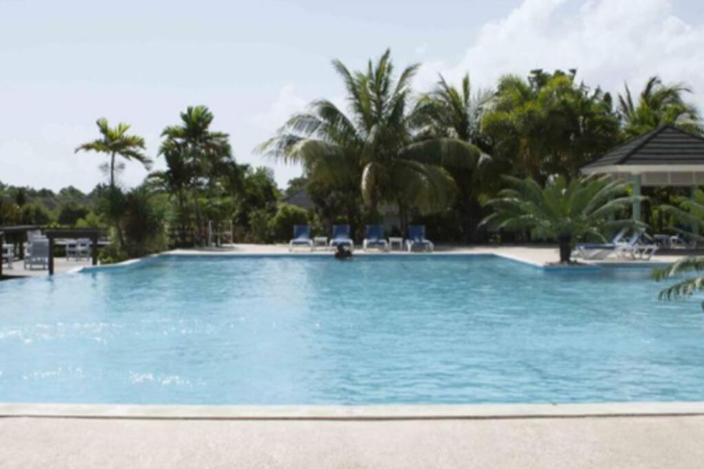 Ocho Rios Ocean Escape Apartment Richmond Exterior photo