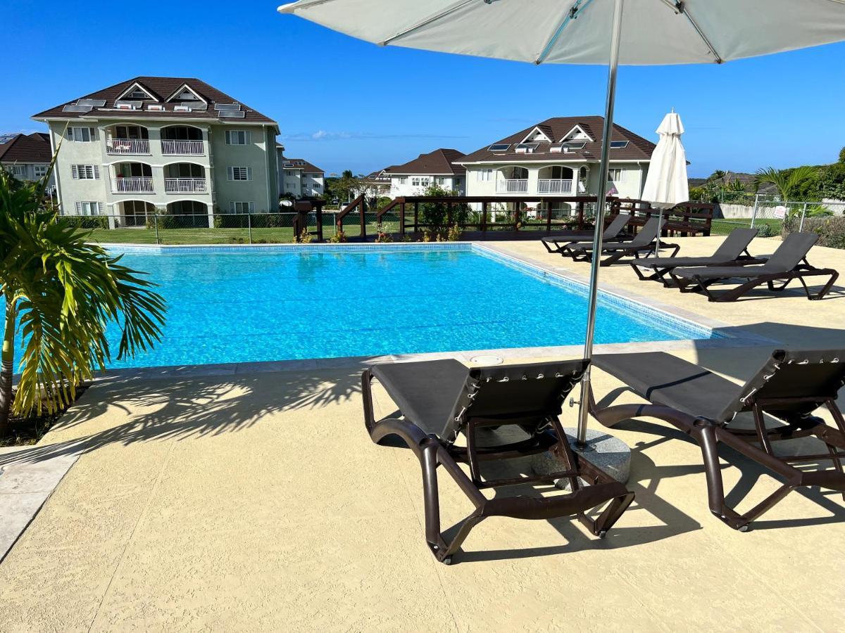 Ocho Rios Ocean Escape Apartment Richmond Exterior photo